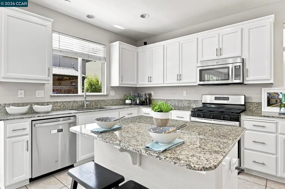 2313 Verona Dr Bay Point, CA 94565