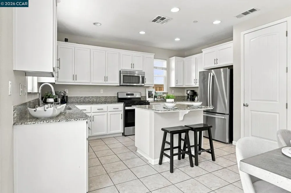2313 Verona Dr Bay Point, CA 94565