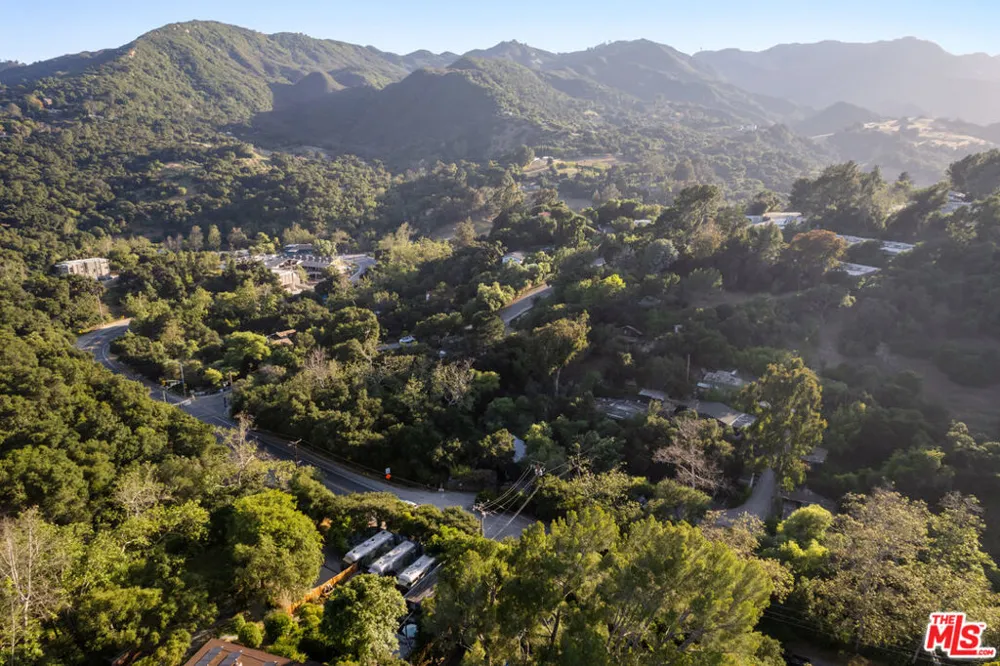 272 Topanga #5 Topanga, CA 90290