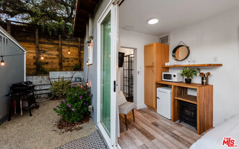 272 Topanga #5 Topanga, CA 90290