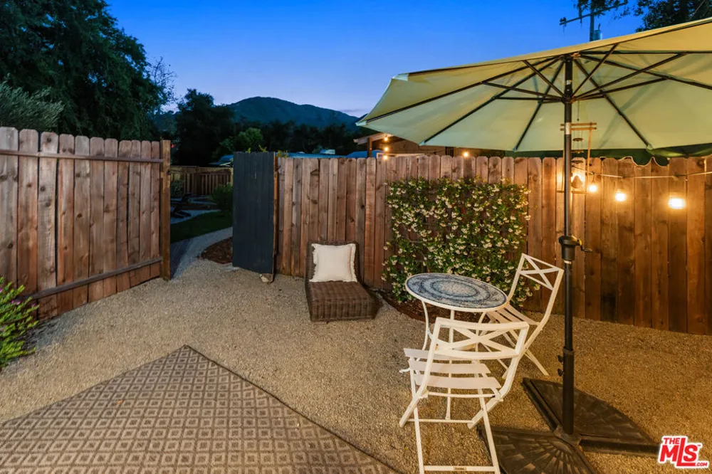 272 Topanga #5 Topanga, CA 90290