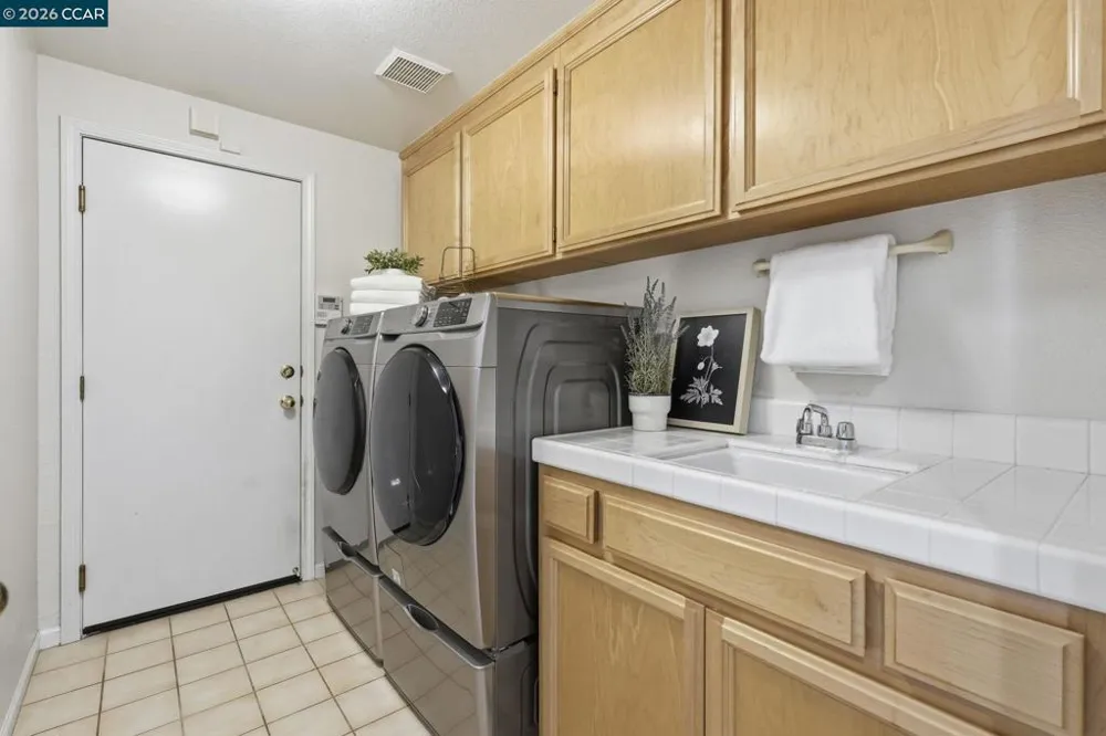 4700 Hunter Peak Ct Antioch, CA 94531