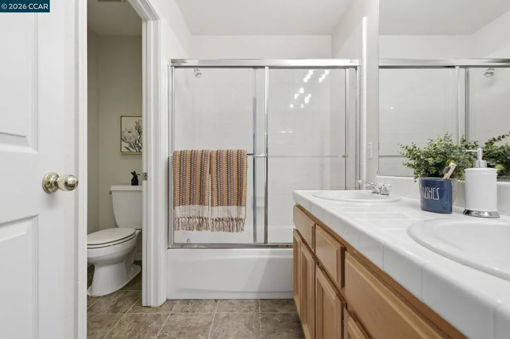 4700 Hunter Peak Ct Antioch, CA 94531
