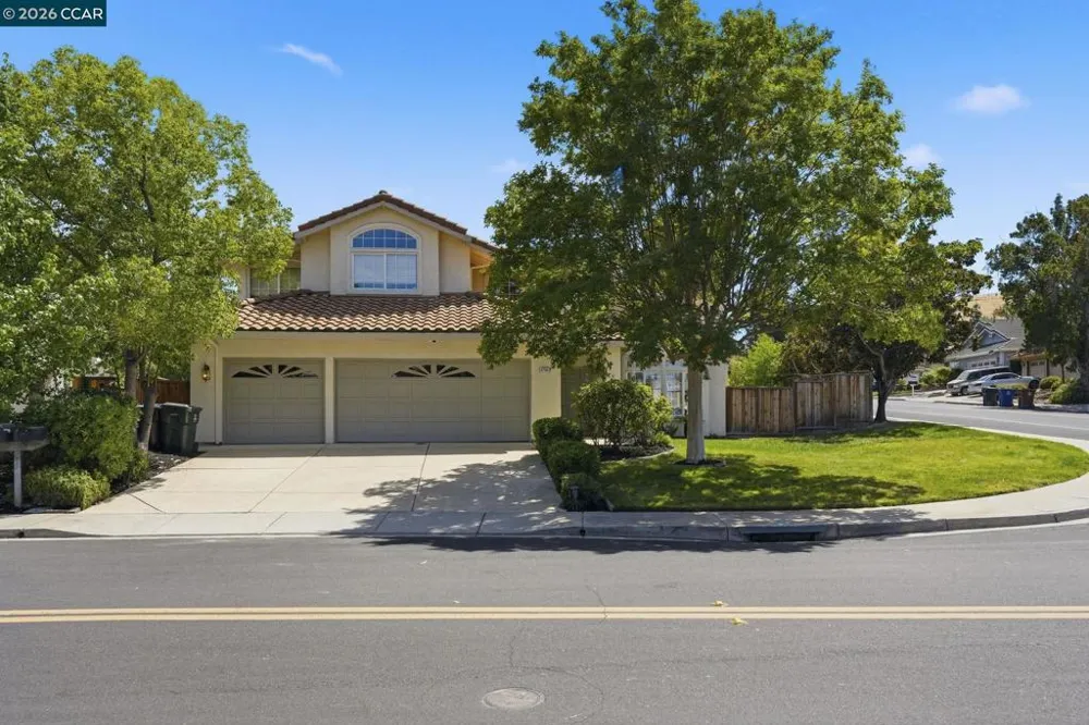 4700 Hunter Peak Ct Antioch, CA 94531