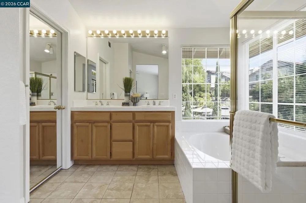 4700 Hunter Peak Ct Antioch, CA 94531