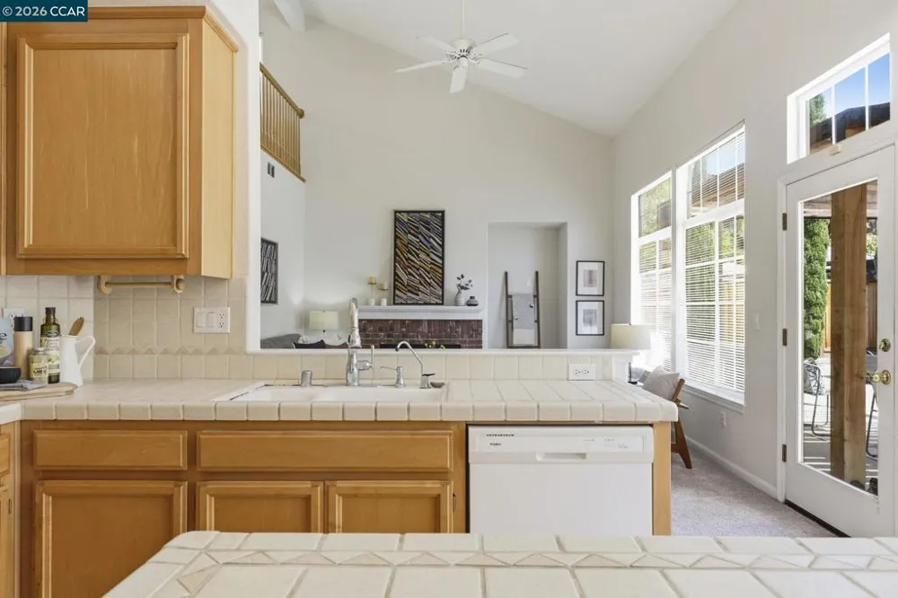 4700 Hunter Peak Ct Antioch, CA 94531