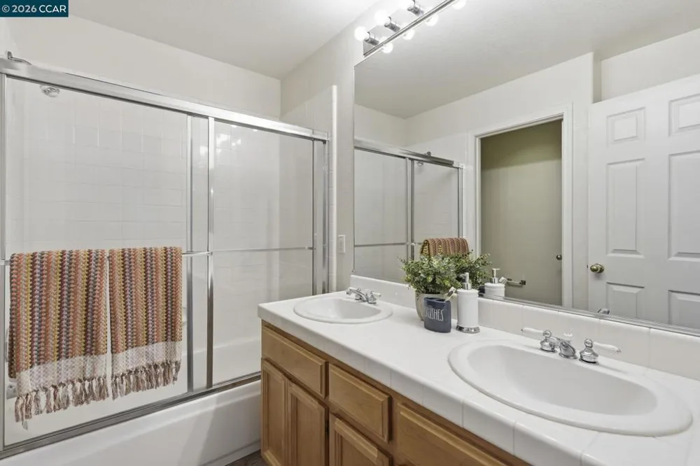 4700 Hunter Peak Ct Antioch, CA 94531