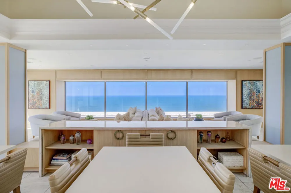 1221 W OCEAN AVENUE #808 Santa Monica, CA 90401