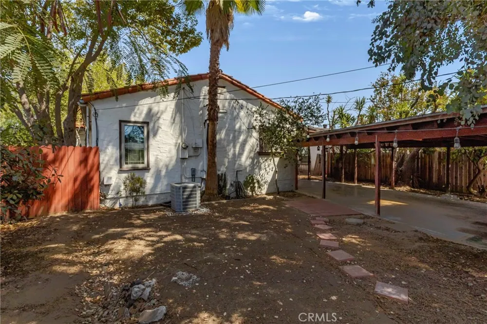 3334 Sierra San Bernardino, CA 92405