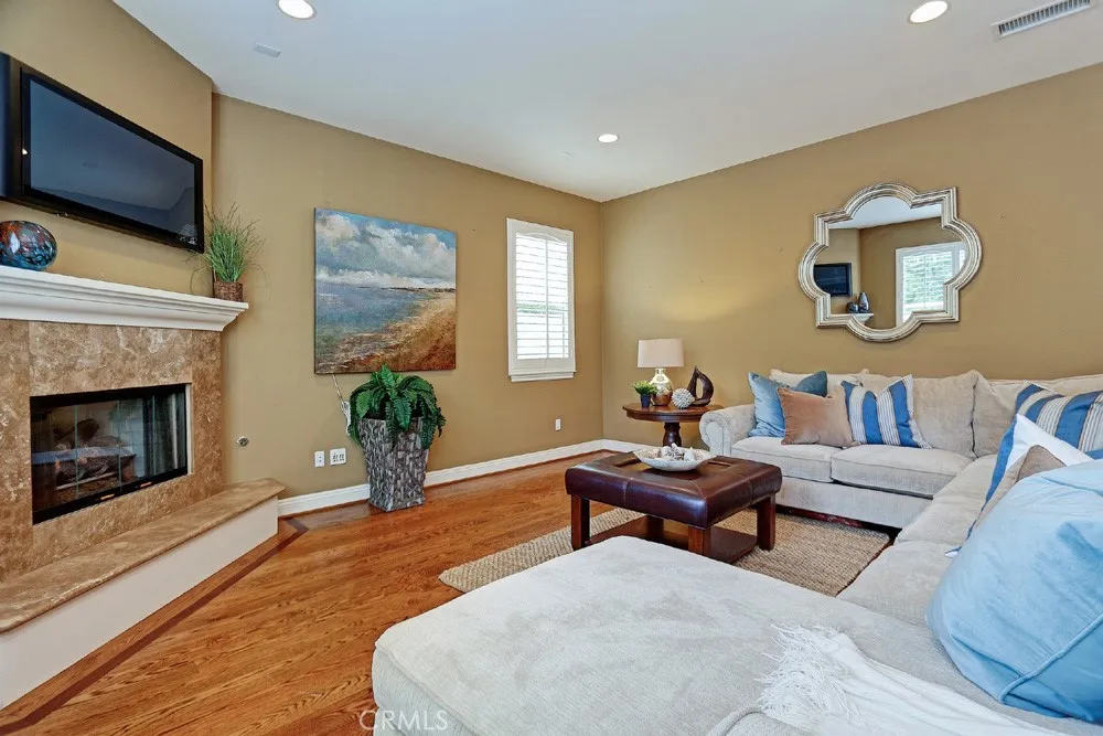 1740 2nd Street Manhattan Beach, CA 90266