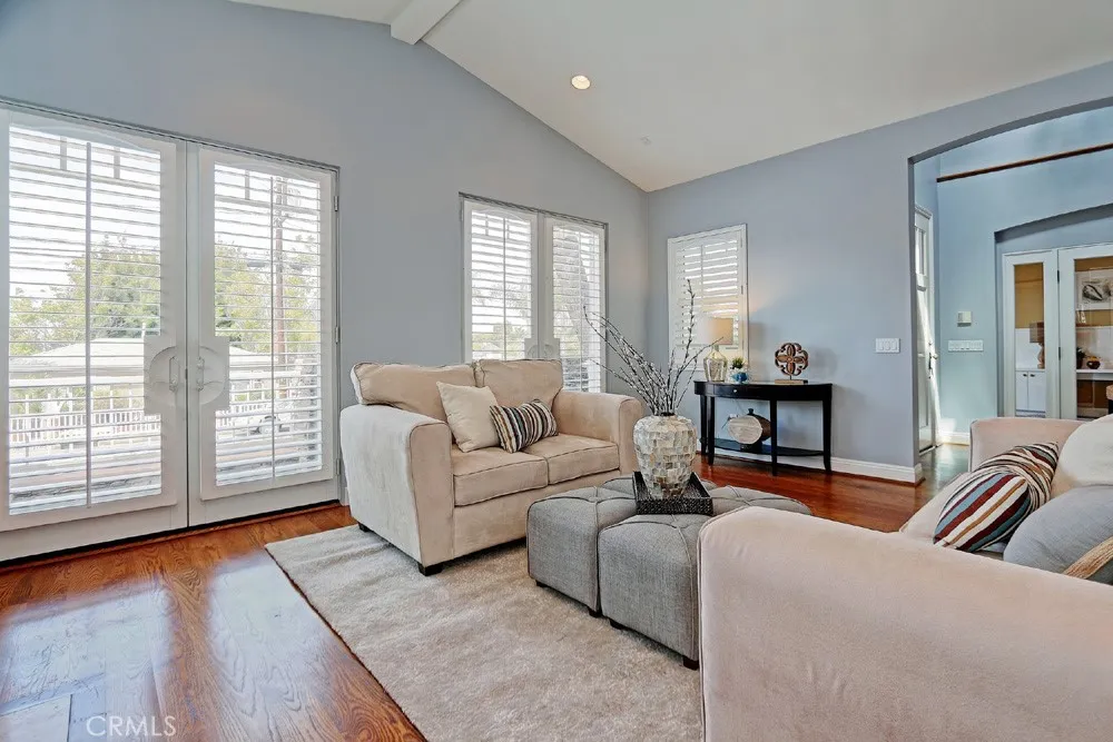 1740 2nd Street Manhattan Beach, CA 90266