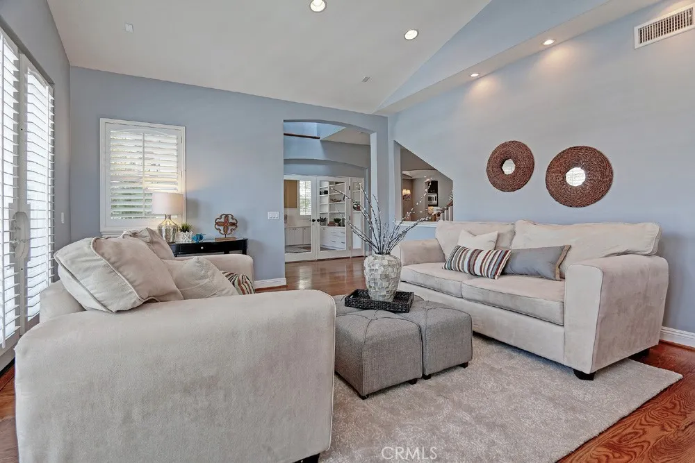 1740 2nd Street Manhattan Beach, CA 90266
