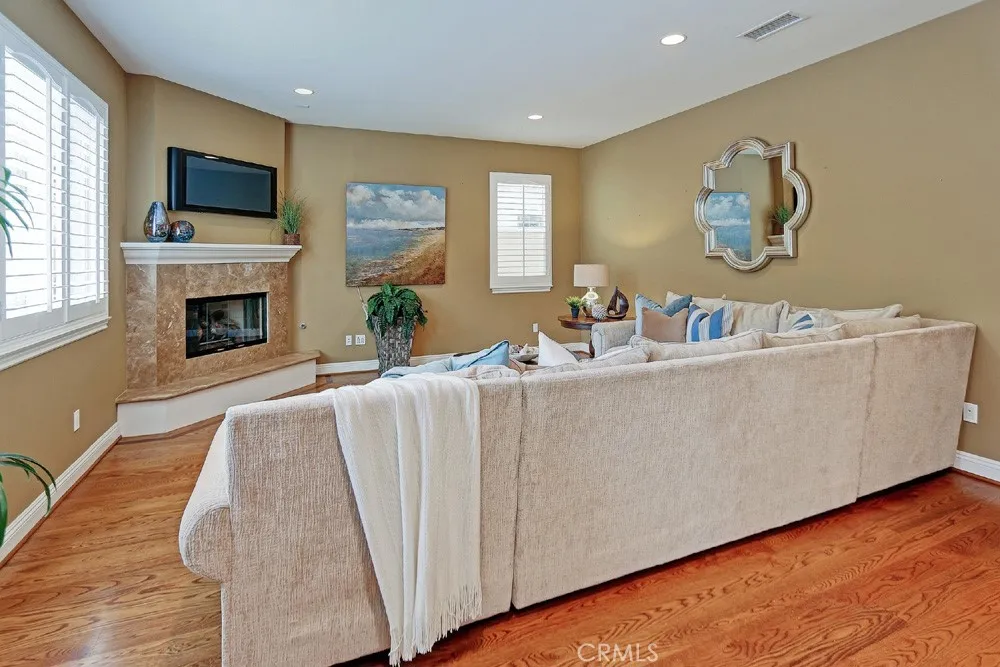1740 2nd Street Manhattan Beach, CA 90266