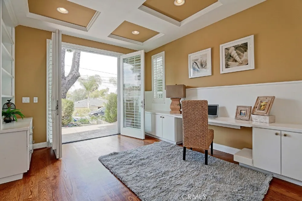 1740 2nd Street Manhattan Beach, CA 90266