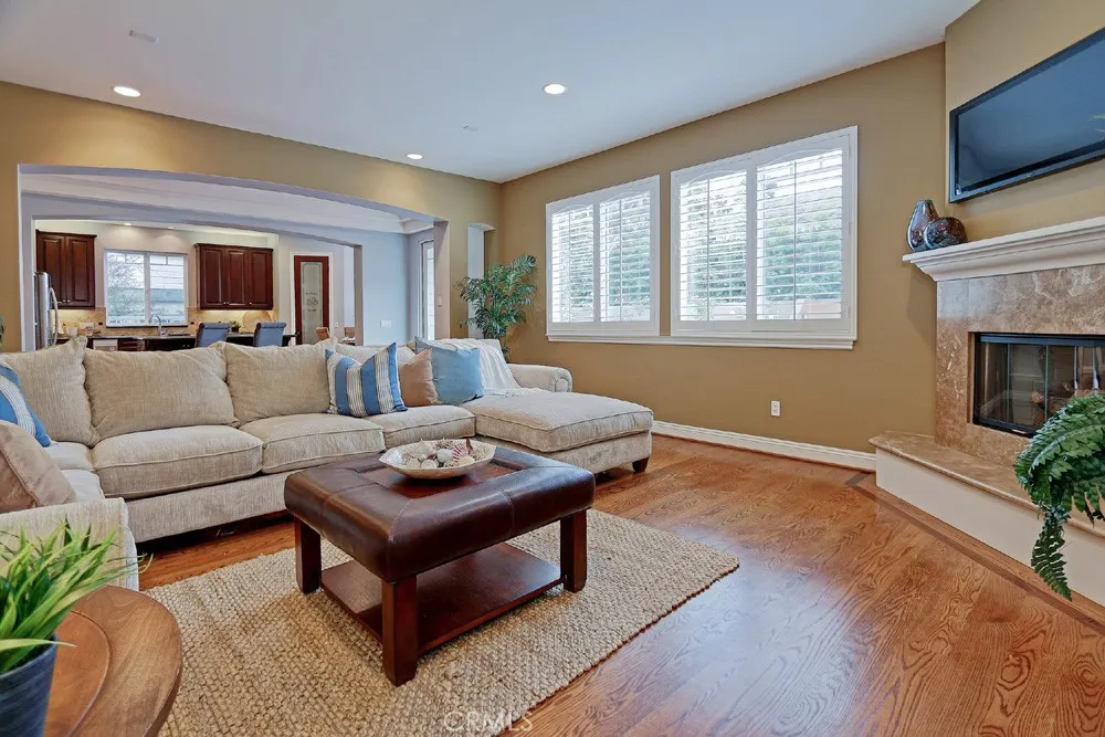 1740 2nd Street Manhattan Beach, CA 90266