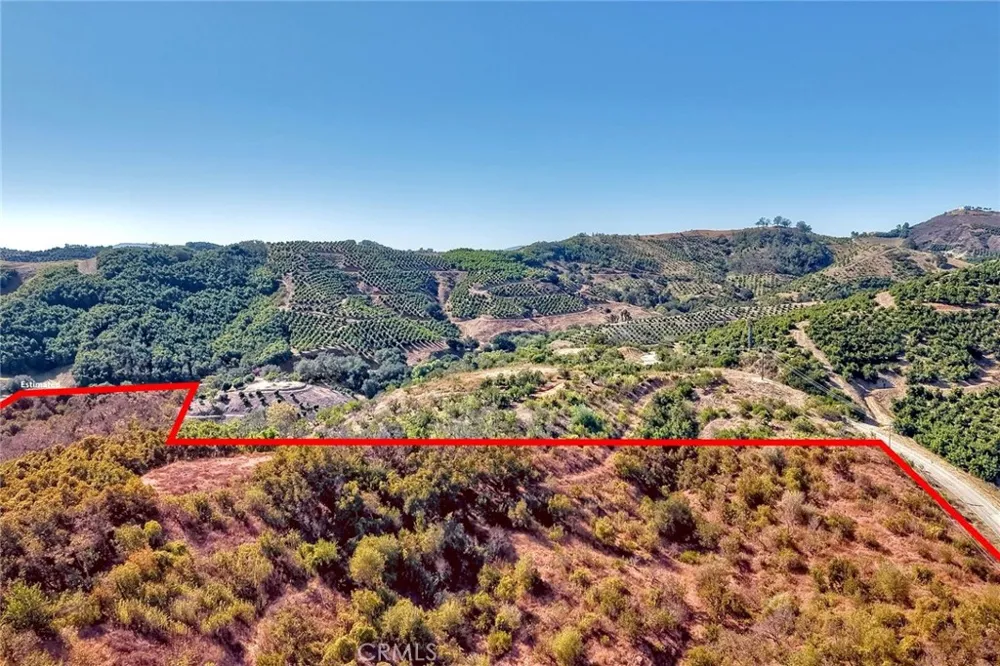 Via Vaquero Temecula, CA 92590