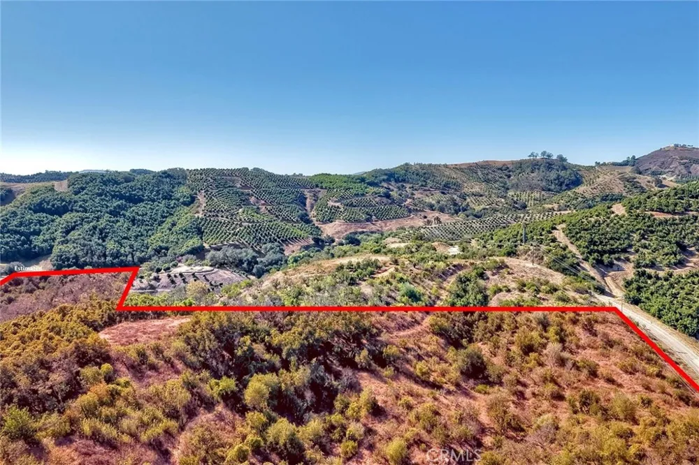 2 Via De Los Robles Temecula, CA 92590