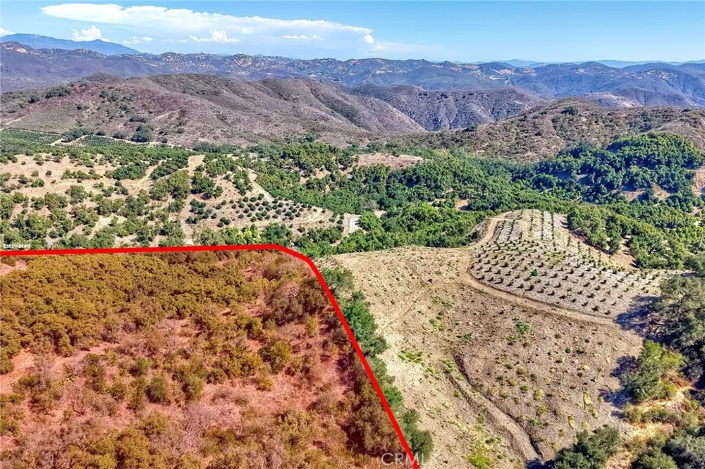 Via De Los Robles Temecula, CA 92590
