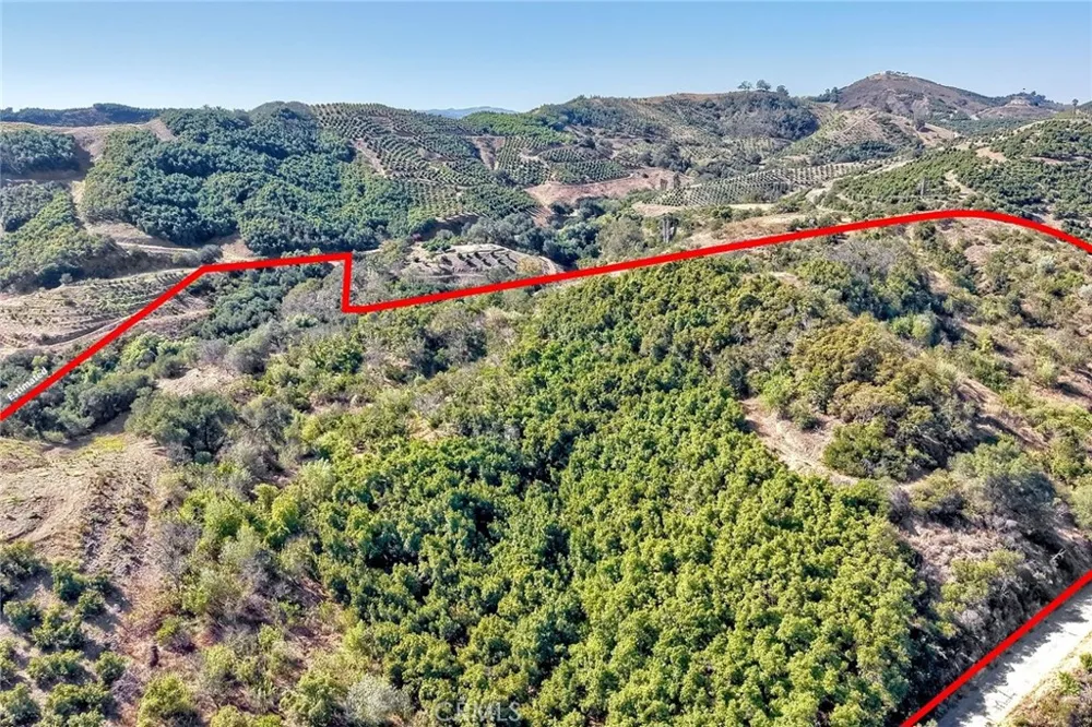 1 Via De Los Robles Temecula, CA 92590