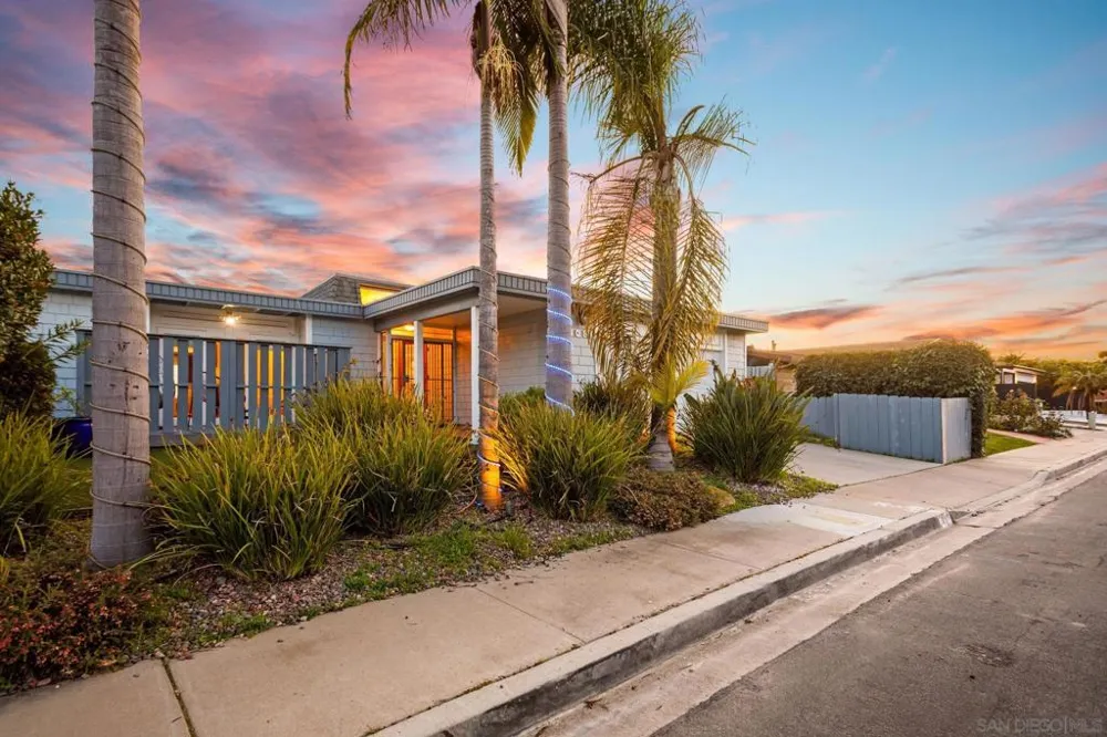 3081 Nute Way San Diego, CA 92117