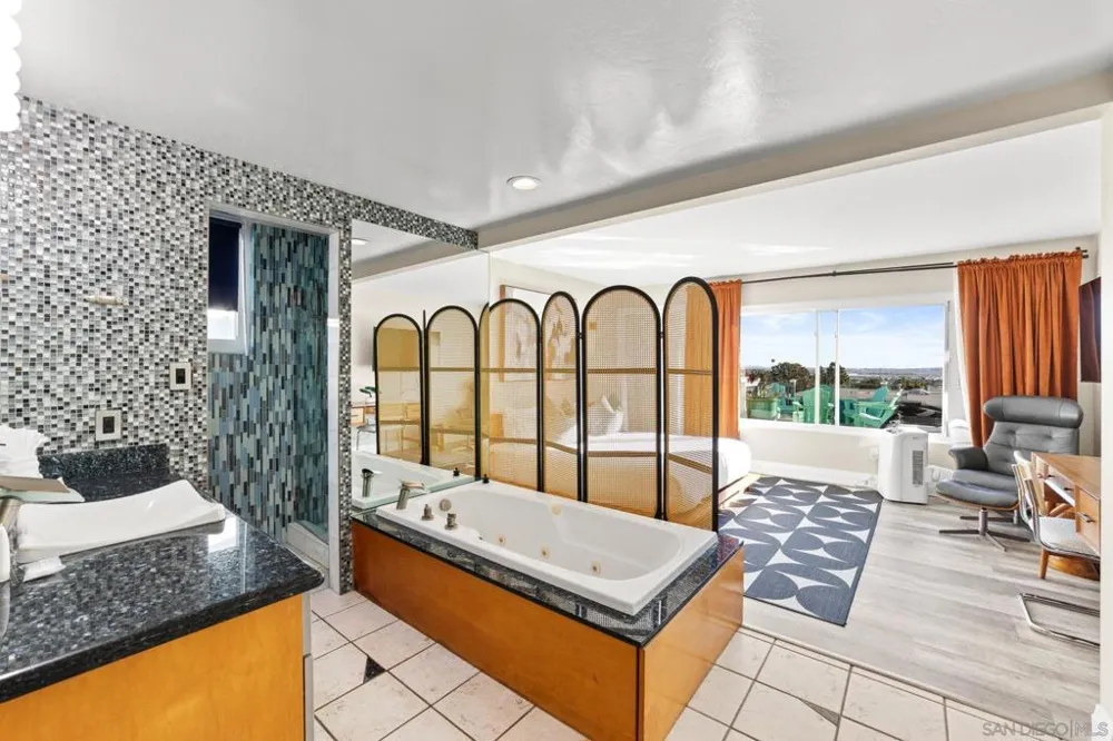3081 Nute Way San Diego, CA 92117