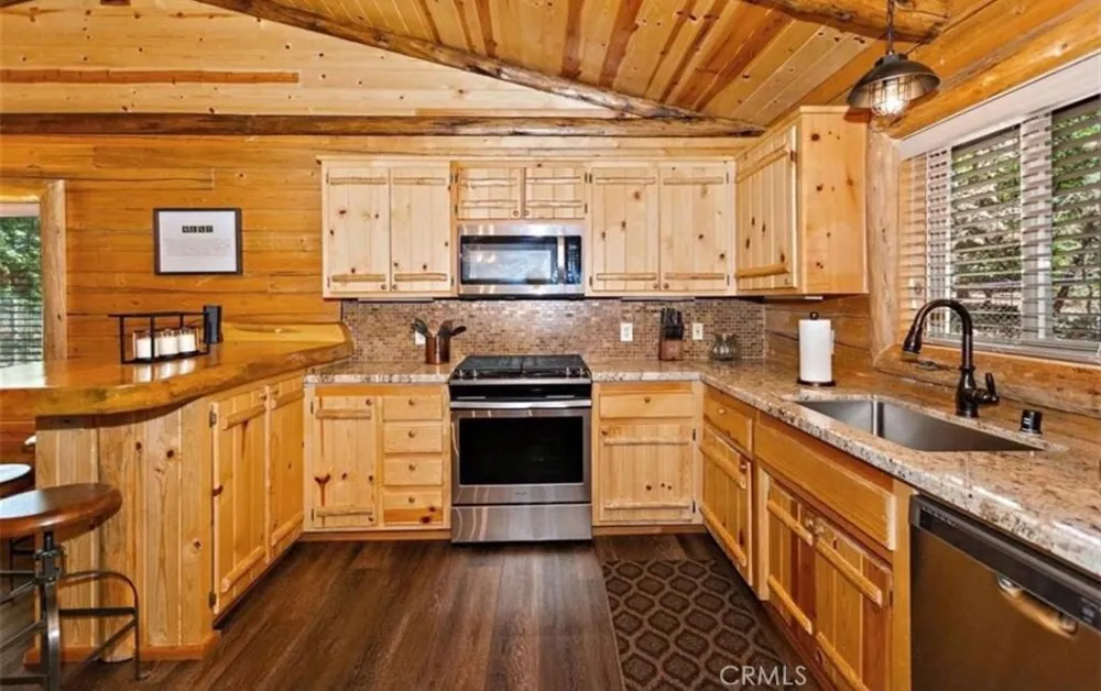 1793 Columbine Drive Big Bear City, CA 92314