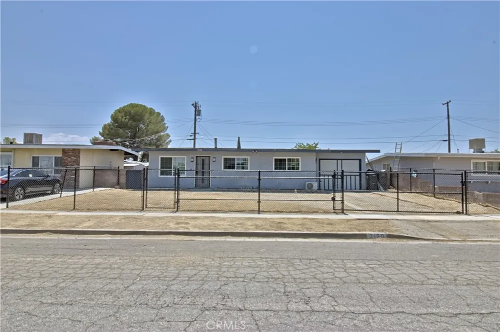 2120 Elm Rosamond, CA 93560