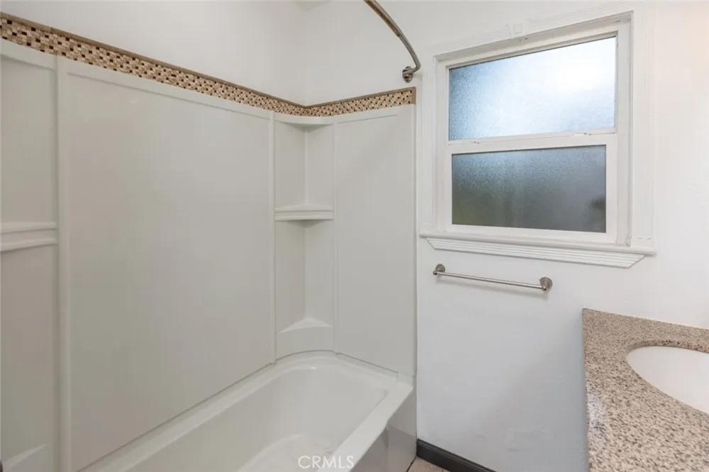 1967 8th Street San Fernando, CA 91340