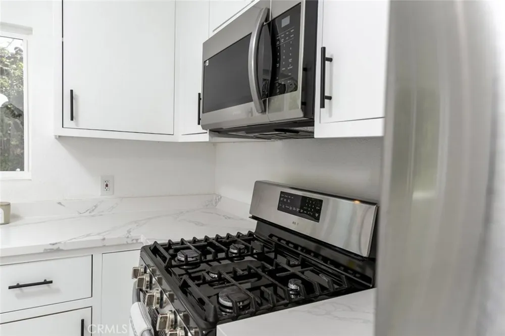1967 8th Street San Fernando, CA 91340