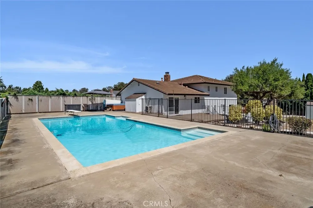 1497 La Quinta Drive Nipomo, CA 93444