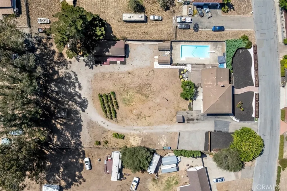 1497 La Quinta Drive Nipomo, CA 93444
