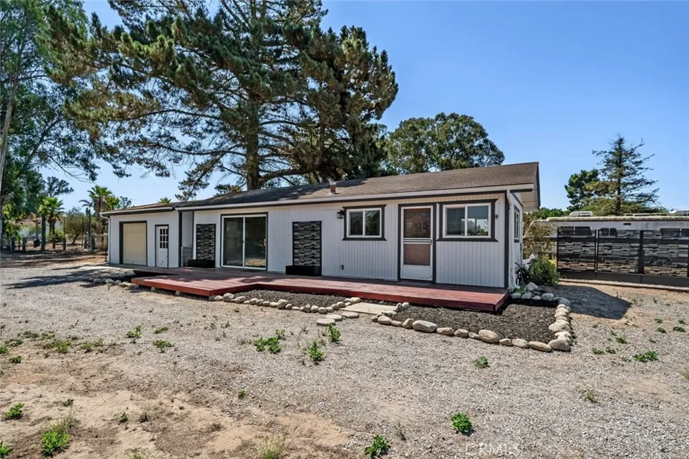 1497 La Quinta Drive Nipomo, CA 93444