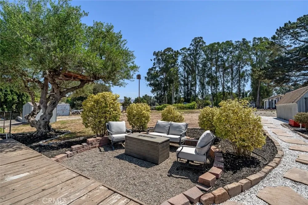 1497 La Quinta Drive Nipomo, CA 93444