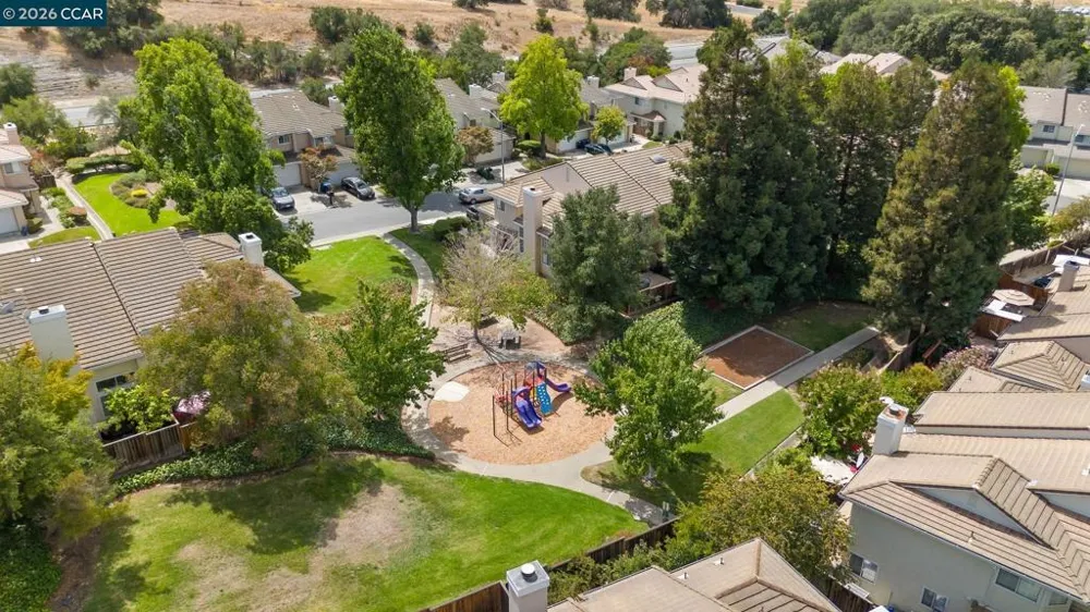 1111 Crest Ridge Ln Concord, CA 94521