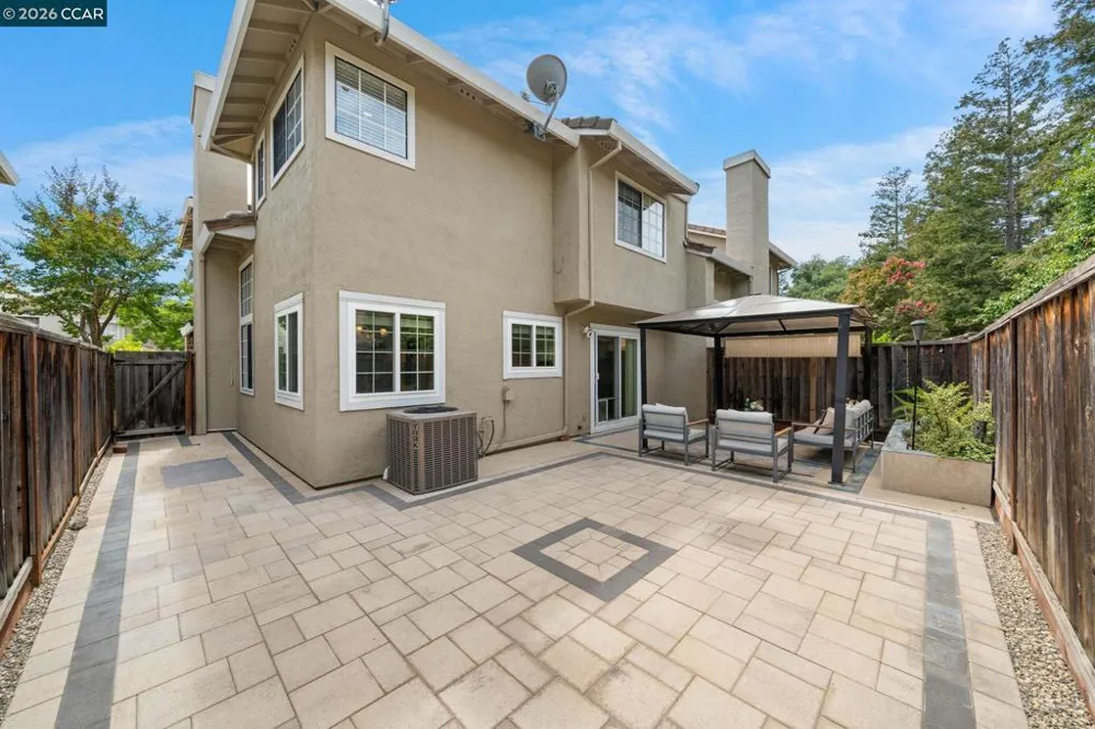 1111 Crest Ridge Ln Concord, CA 94521