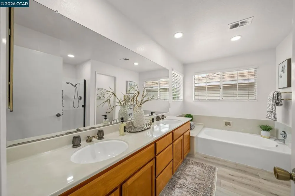 1111 Crest Ridge Ln Concord, CA 94521