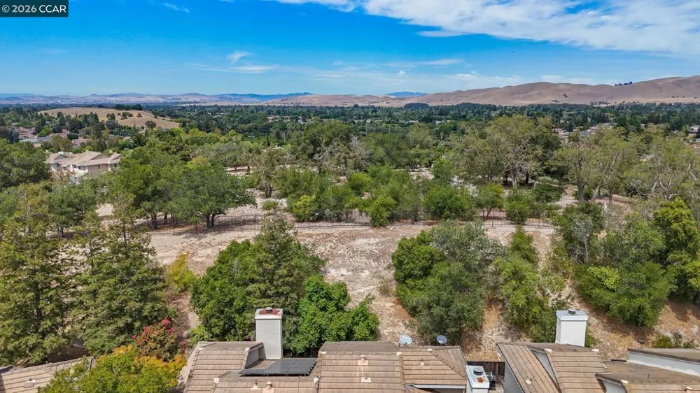 1111 Crest Ridge Ln Concord, CA 94521