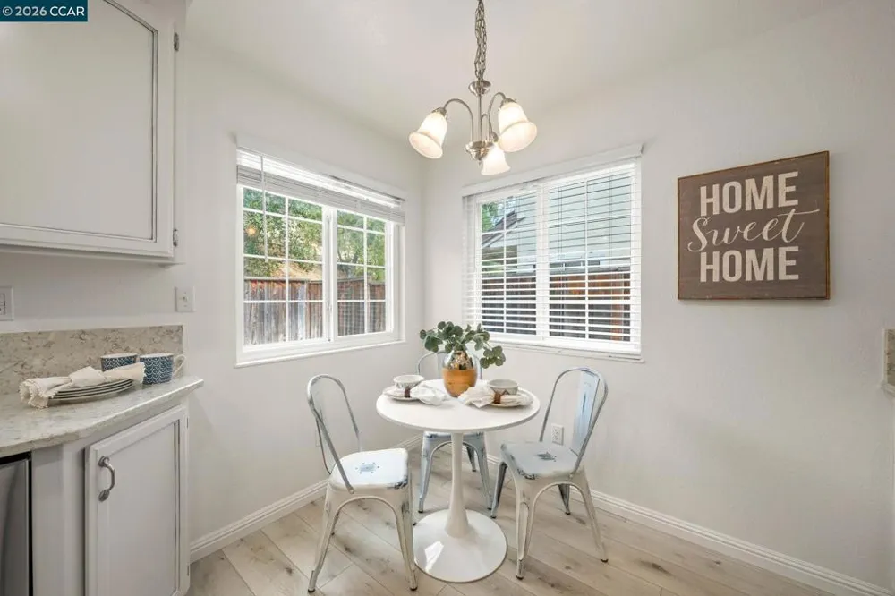 1111 Crest Ridge Ln Concord, CA 94521