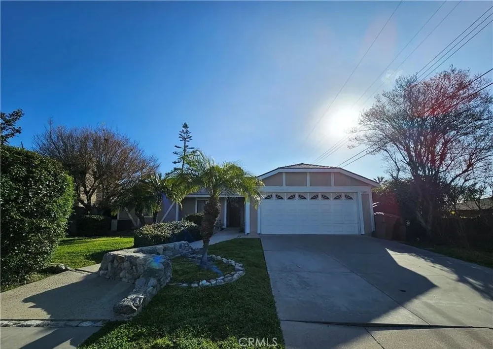 818 Stephens Avenue Fullerton, CA 92833