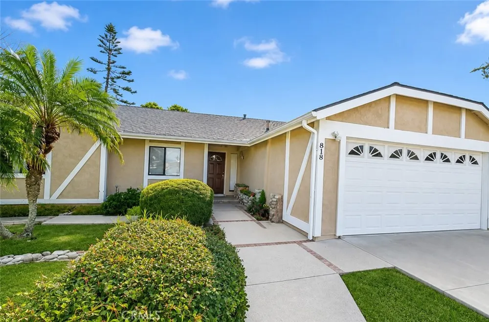 818 Stephens Avenue Fullerton, CA 92833