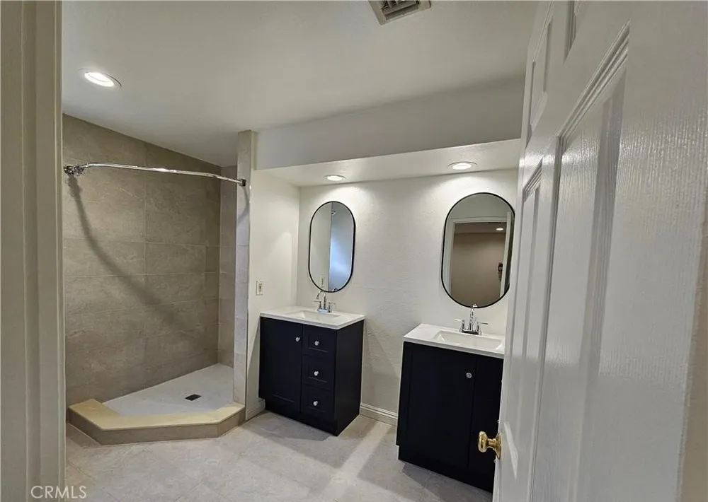 818 Stephens Avenue Fullerton, CA 92833