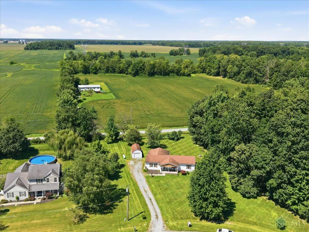 184 Dortmund Drive Perry, OH 45118
