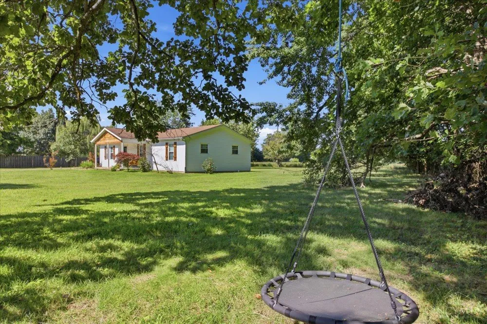 184 Dortmund Drive Perry, OH 45118