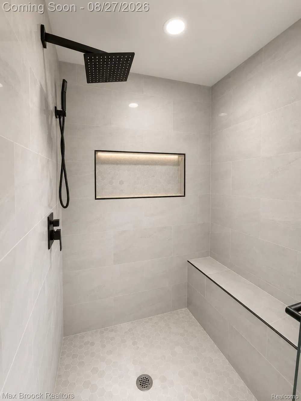 6128 Anne Drive West Bloomfield Charter Township, MI 48322