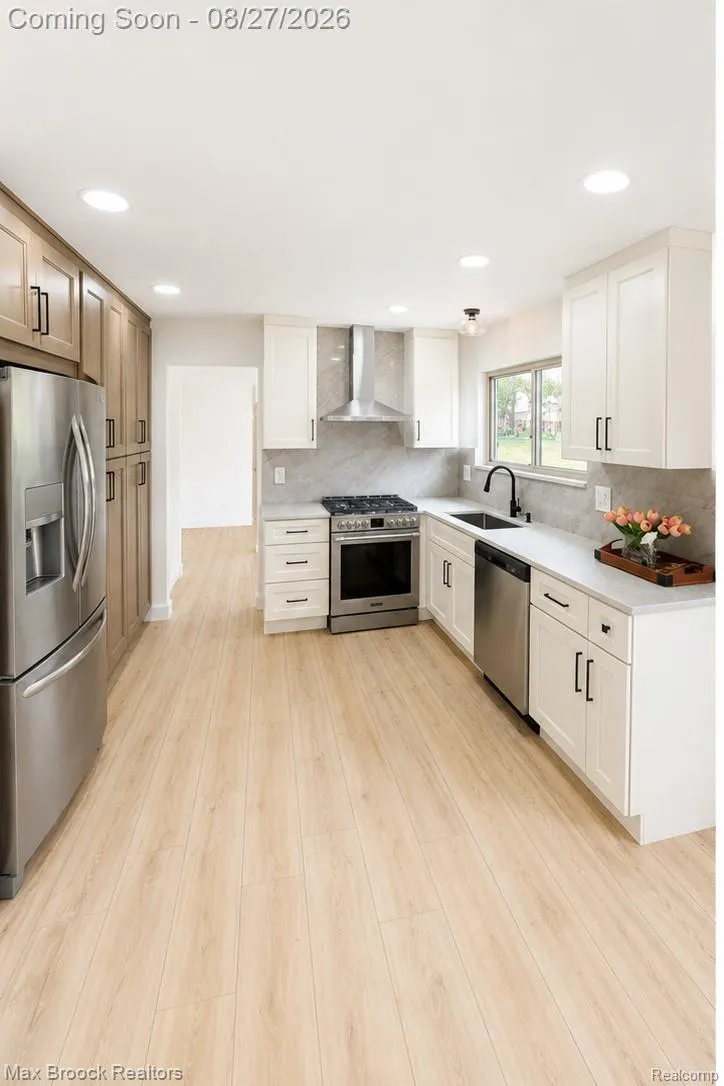 6128 Anne Drive West Bloomfield Charter Township, MI 48322