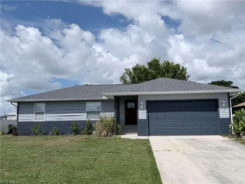 818 SW 8th Court