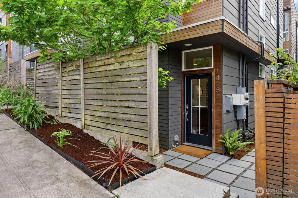 1415 E Fir Street Seattle, WA 98122