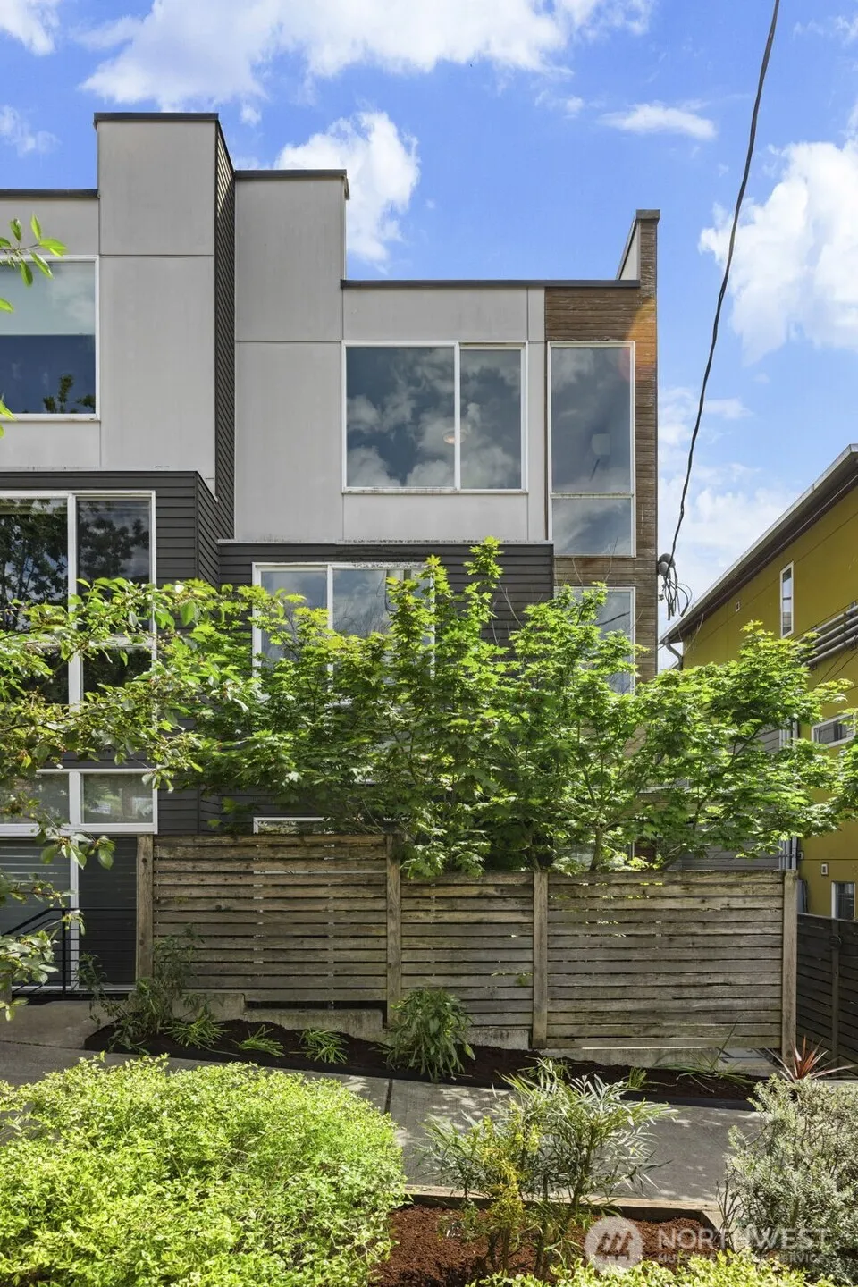1415 E Fir Street Seattle, WA 98122