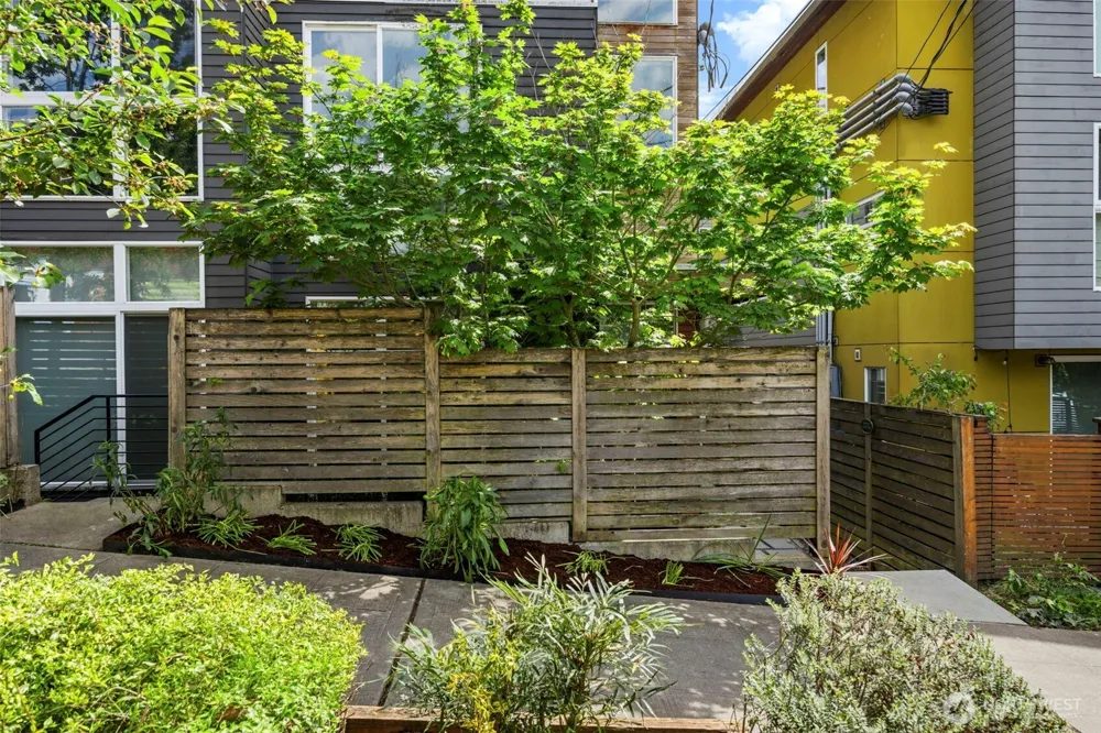1415 E Fir Street Seattle, WA 98122