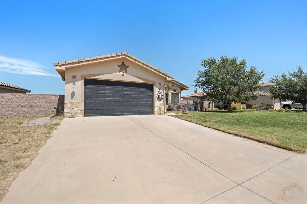 1200 CABERNET WAY Amarillo, TX 79124